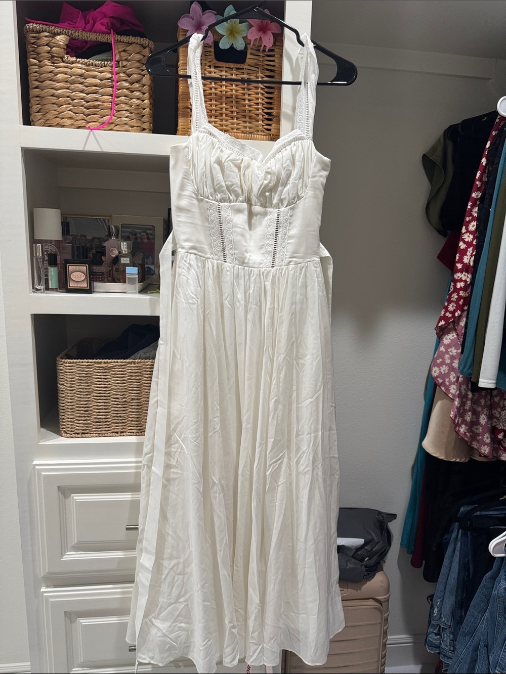 House of CB White Midi Dress with Sweetheart Bodice